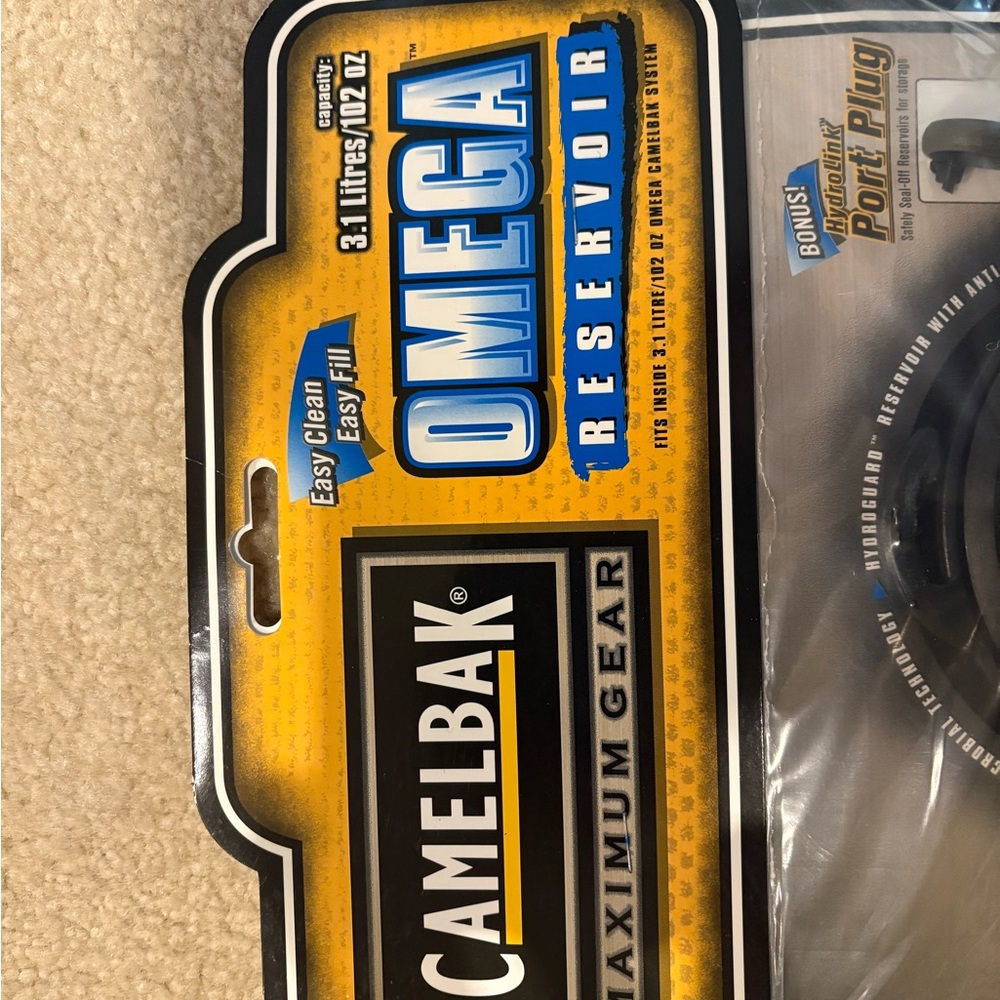 NWOT: Camelbak Omega Reservoir Hydration System with Black and Blue Accents - Picture 4 of 4
